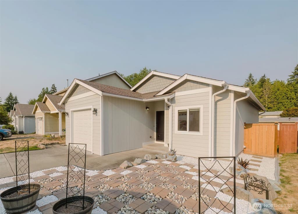 Photo of 6764 Takota Place NE, Bremerton, WA 98311 (MLS # 2567035)