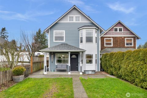 Photo of 2231 61st Street SE #A, Everett, WA 98203 (MLS # 2471331)