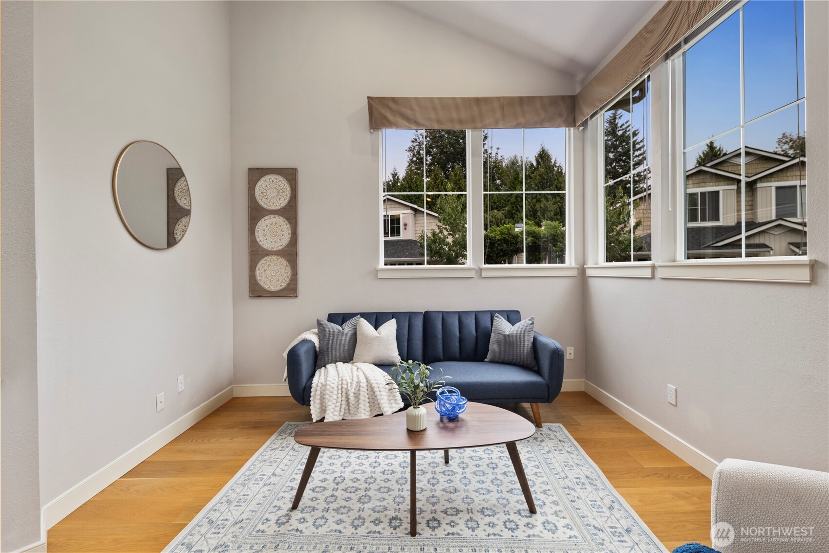 120 Newport Way NW 17