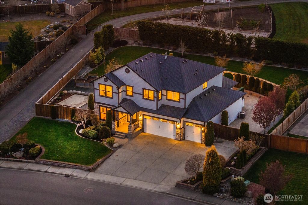 Photo of 11002 Shawnee Road E, Puyallup, WA 98374 (MLS # 2500469)