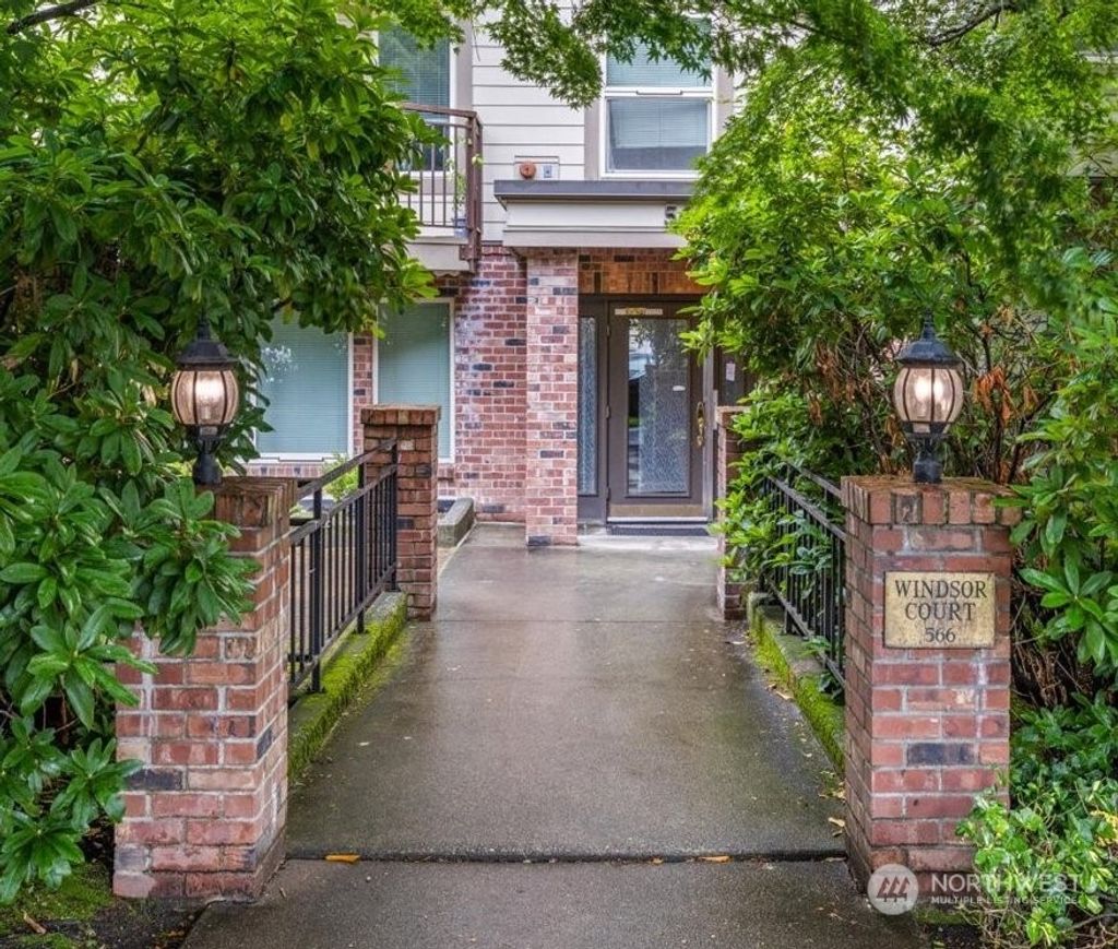Photo of 566 Prospect Street #205, Seattle, WA 98109 (MLS # 2075474)