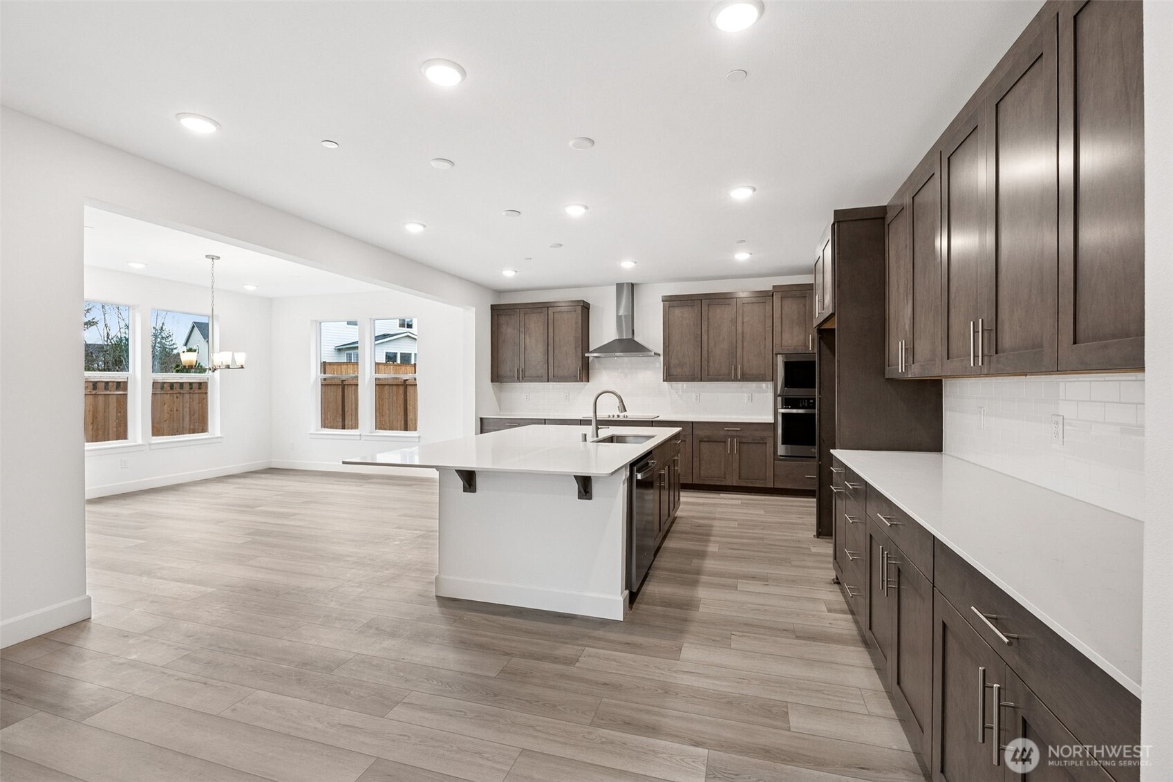 13932 180th Street E 28