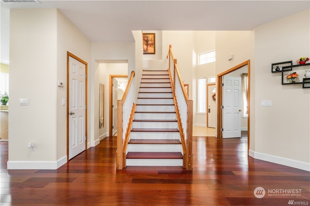 Photo of 12770 SE 211th Street, Kent, WA 98031 (MLS # 1980330)