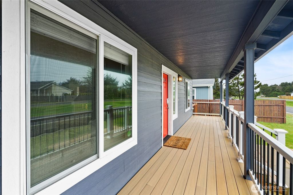 Photo of 376 Ocean Shores Boulevard NW, Ocean Shores, WA 98569 (MLS # 2454529)