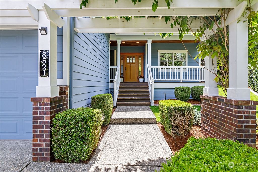 Photo of 8521 143rd Court NE, Redmond, WA 98052 (MLS # 2125344)