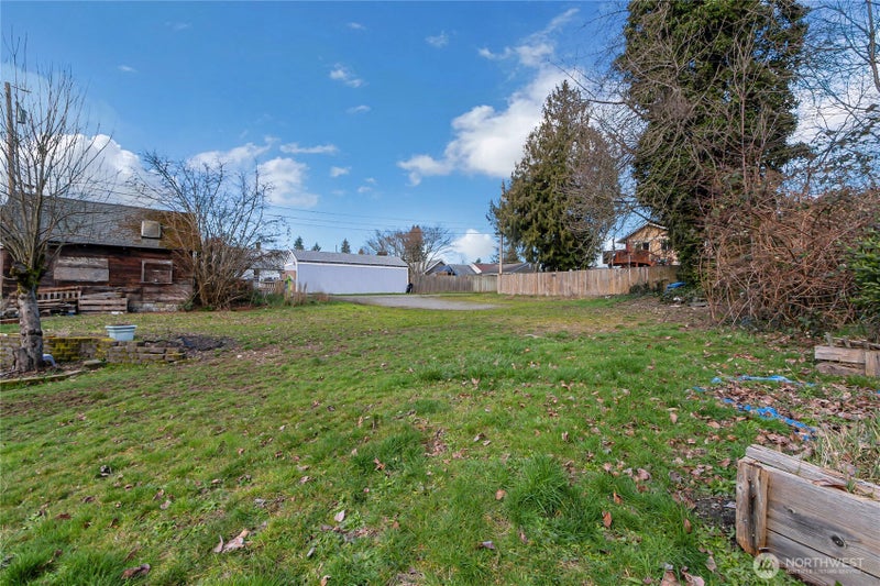 0 S Winnetka Street