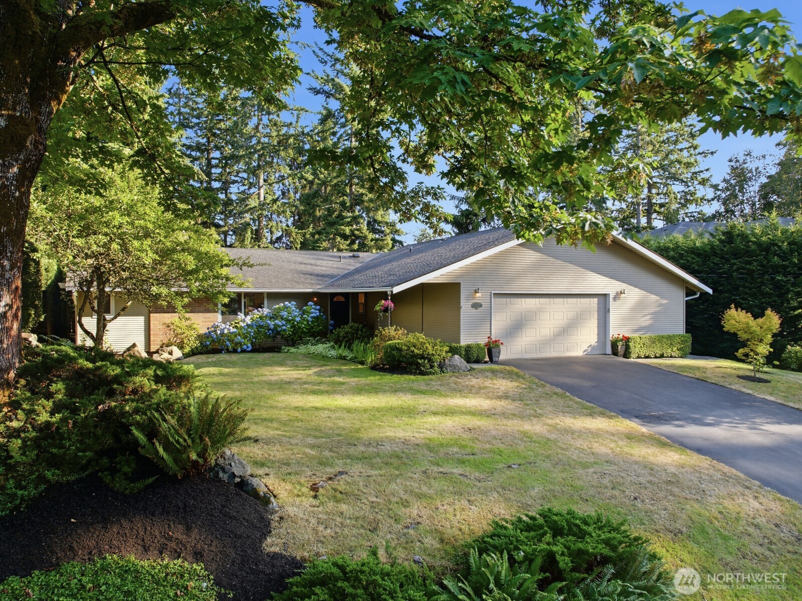 16537 SE 45th Place
