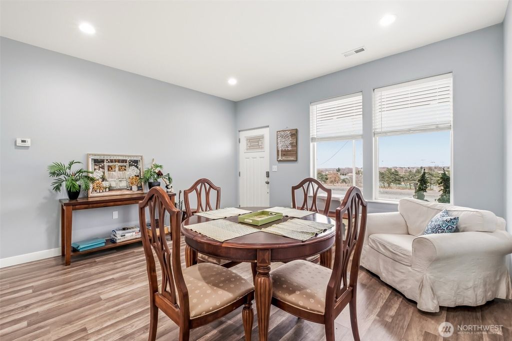 Photo of 335 Canal Drive, Ephrata, WA 98823 (MLS # 2488645)