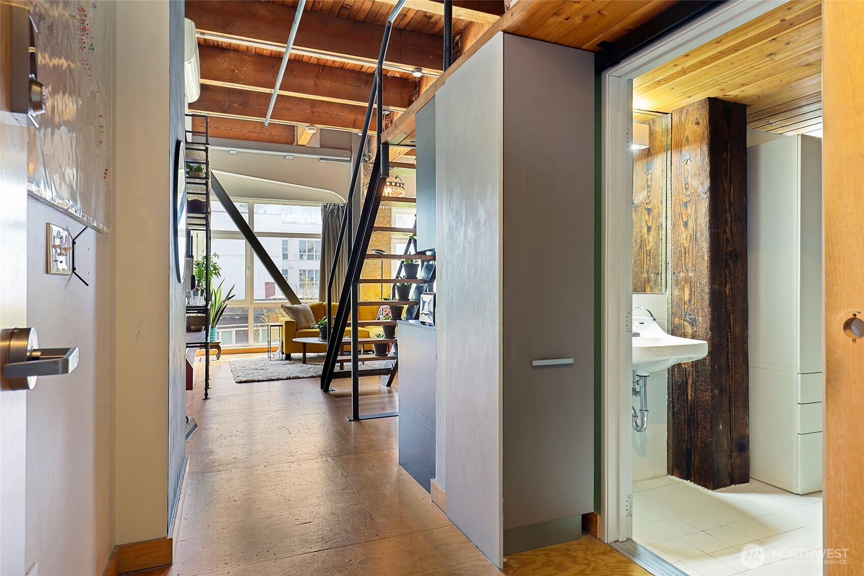 1505 11th Avenue 302