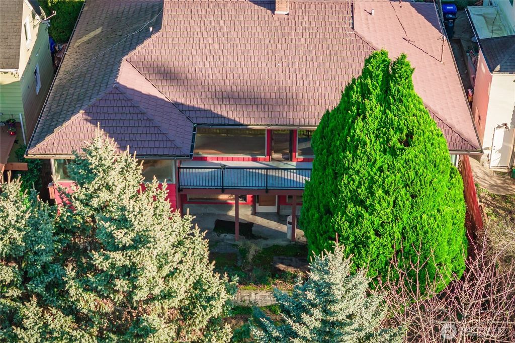 Photo of 12009 Palatine Avenue N, Seattle, WA 98133 (MLS # 2465522)