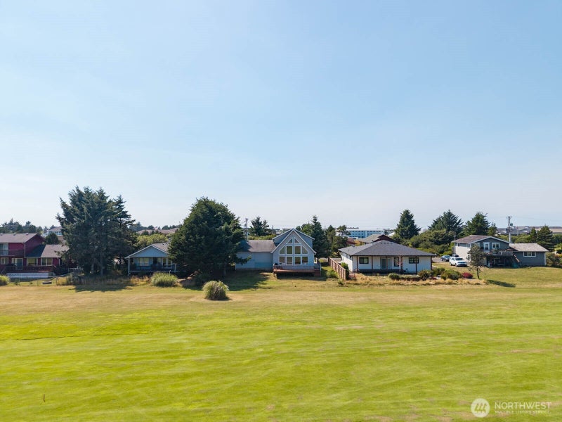 570 Canal Drive NE