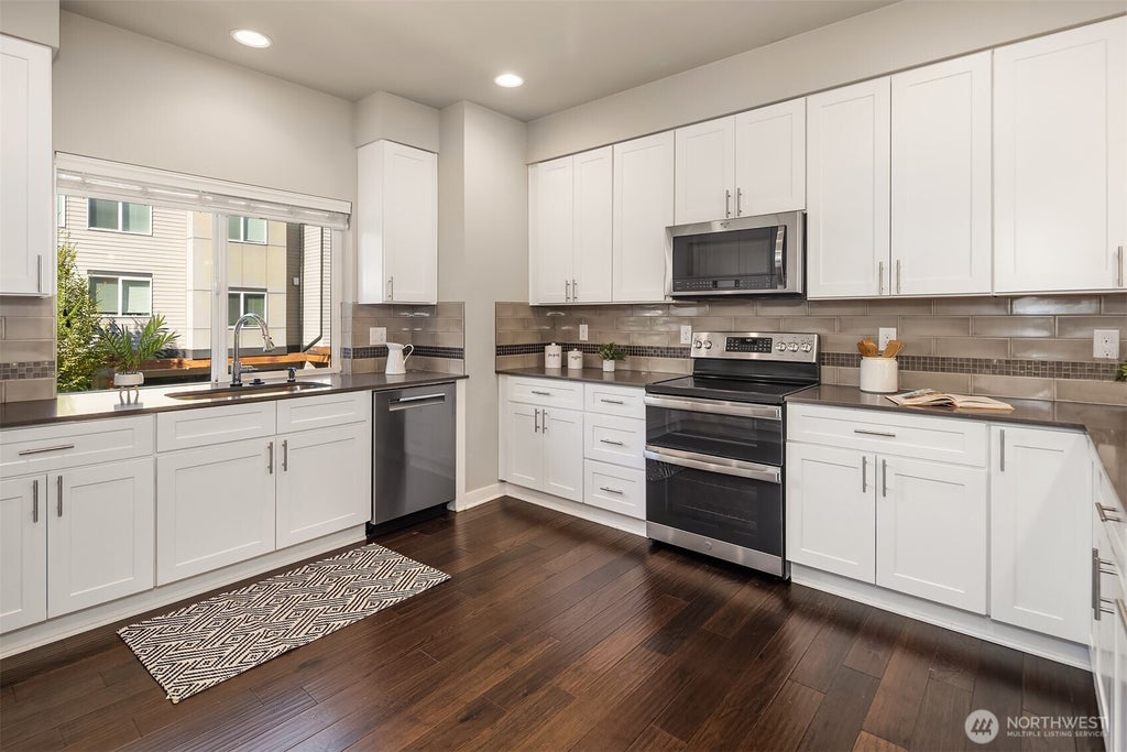 Photo of 19225 Damson Road #D4, Lynnwood, WA 98036 (MLS # 2583641)