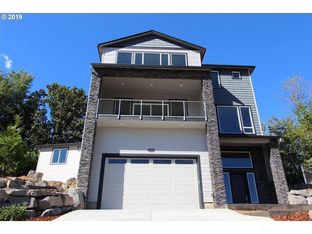 Photo of 4400 SE 169th Court, Vancouver, WA 98683 (MLS # 2547246)