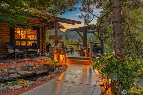 Photo of 225 Lovely Lane, Leavenworth, WA 98826 (MLS # 2576581)