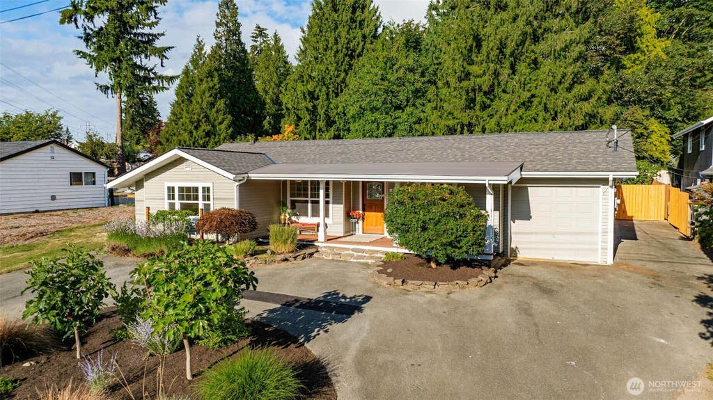 Photo of 23105 32nd Avenue W, Brier, WA 98036 (MLS # 2560598)