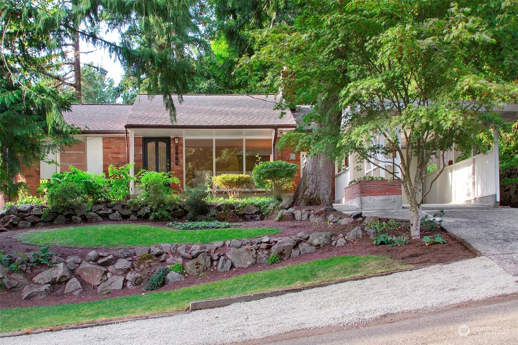 Photo of 4214 NE 107th Street, Seattle, WA 98125 (MLS # 2158857)