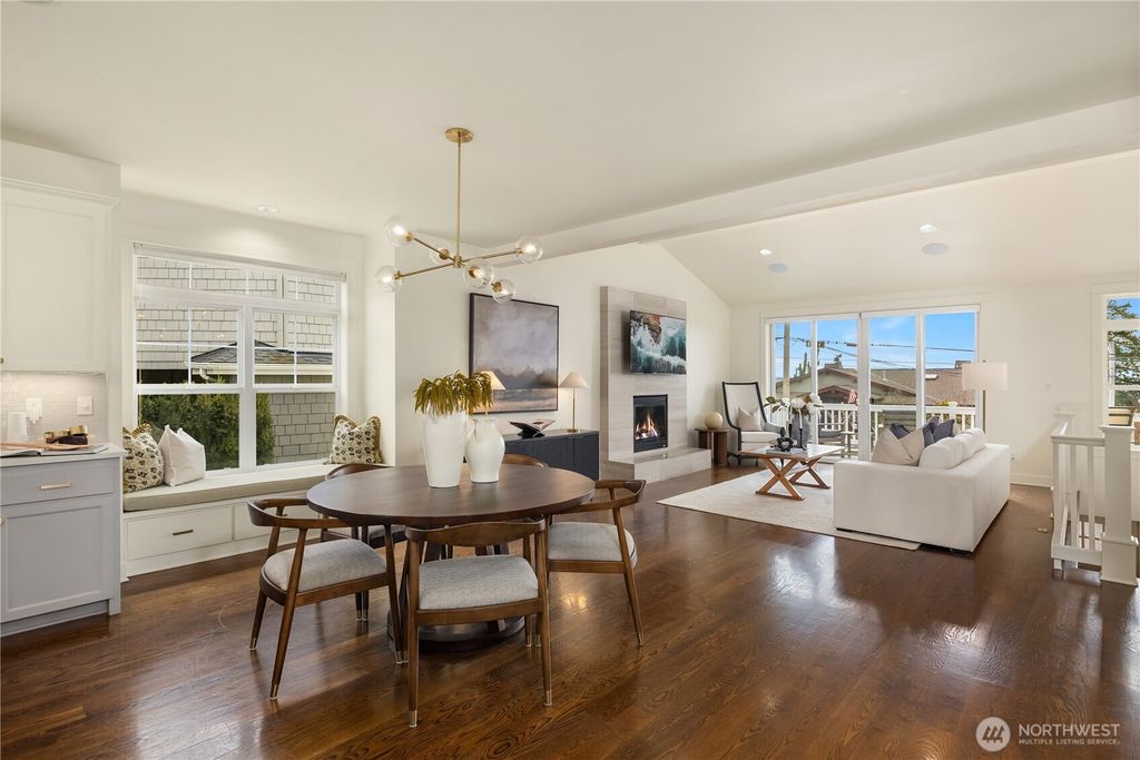 Photo of 508 10th Avenue W, Kirkland, WA 98033 (MLS # 2485679)