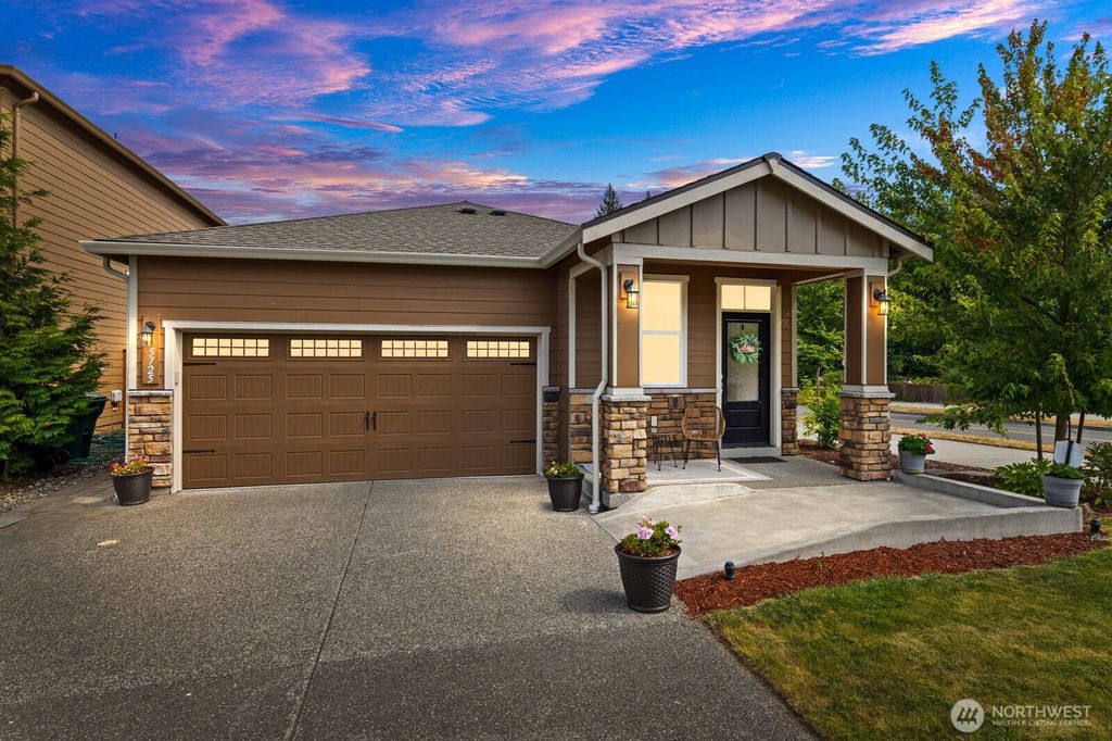 Photo of 5725 86th Drive NE, Marysville, WA 98270 (MLS # 2411402)