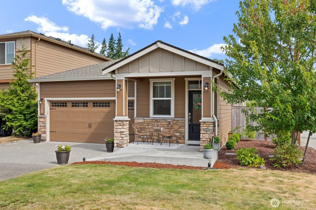 Photo of 5725 86th Drive NE, Marysville, WA 98270 (MLS # 2411402)