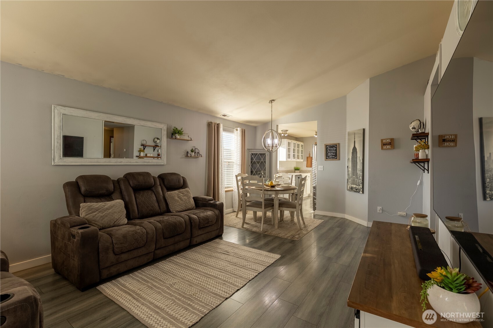 4311 150th Street NE