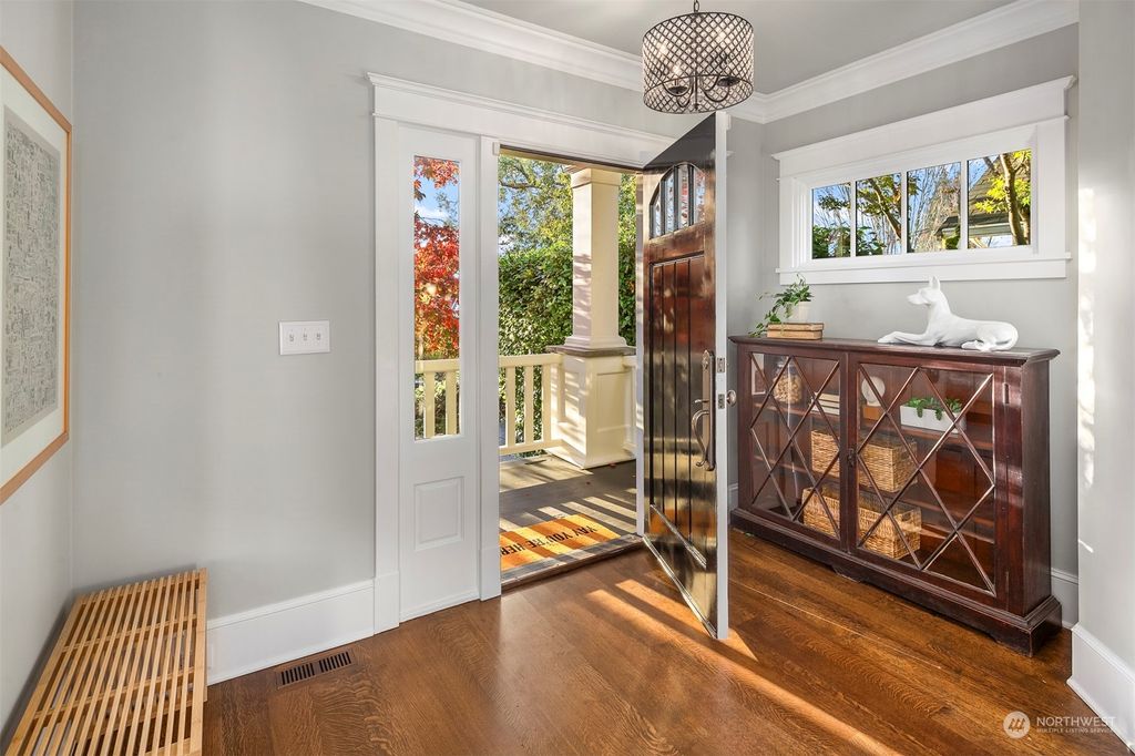 Photo of 5636 Keystone Place N, Seattle, WA 98103 (MLS # 2308231)