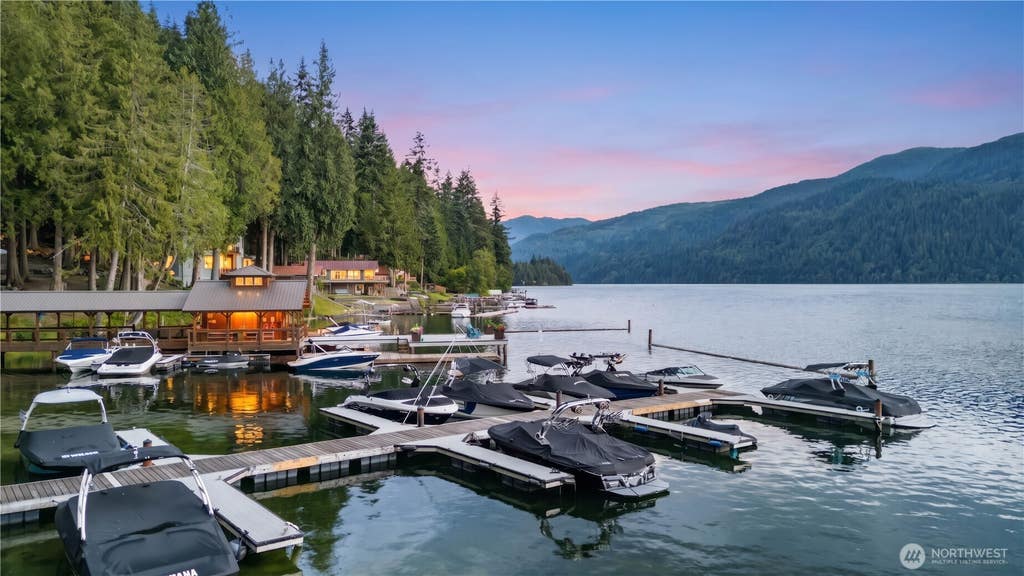 Photo of 990 S Lake Whatcom Boulevard #9, Sedro Woolley, WA 98284 (MLS # 2566054)