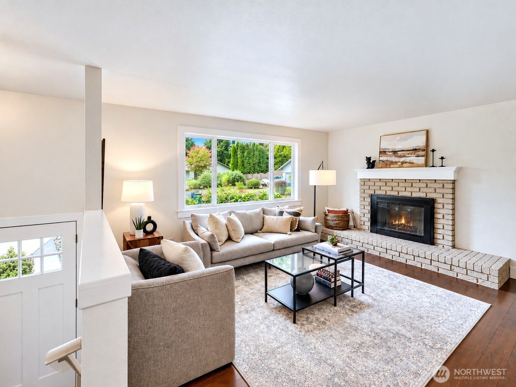 Photo of 13832 125th Avenue NE, Kirkland, WA 98034 (MLS # 2577667)