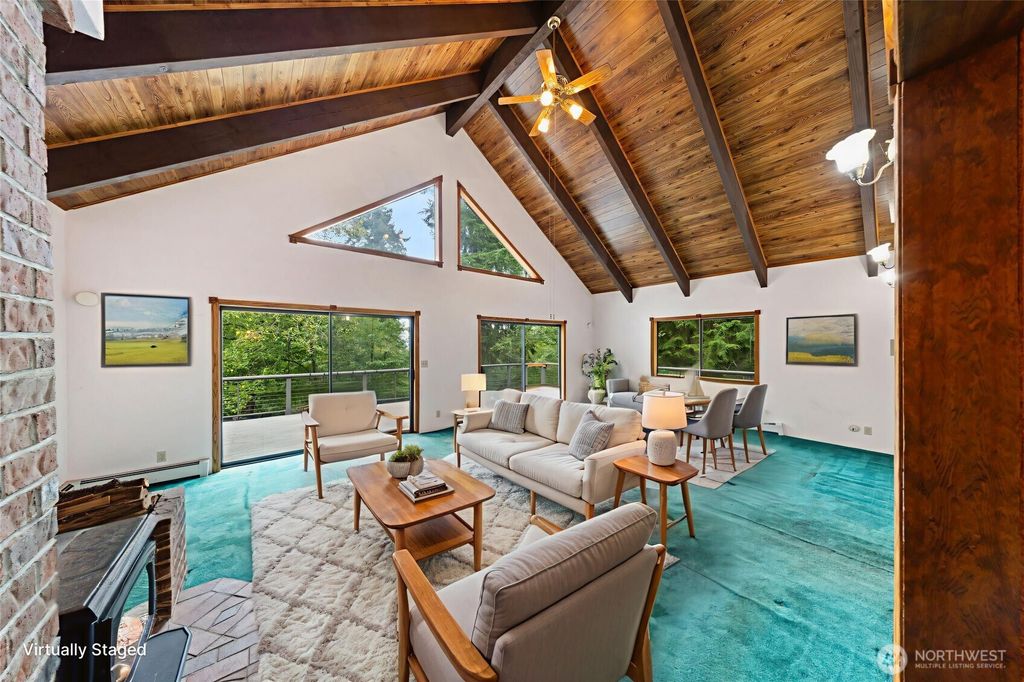 Photo of 671 Edmonds Road, Coupeville, WA 98239 (MLS # 2464795)