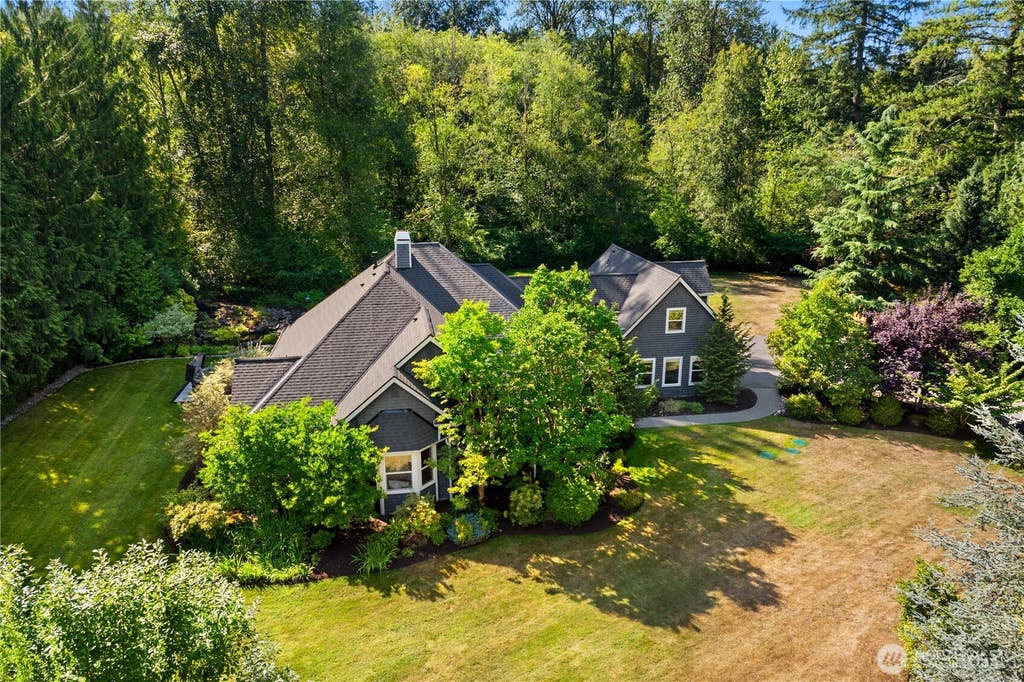 Photo of 16625 178th Avenue NE, Woodinville, WA 98072 (MLS # 2573614)