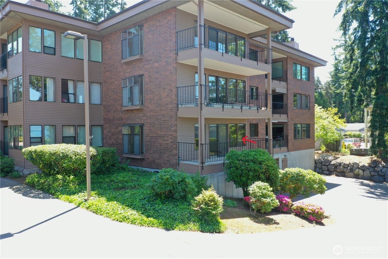 8230 53rd Avenue W 812