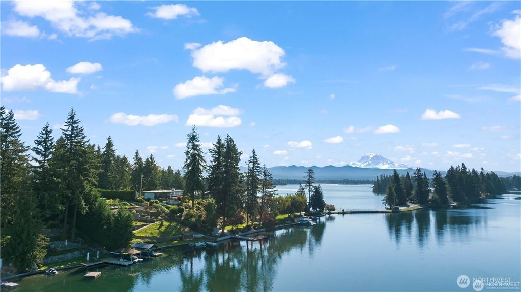 Photo of 2804 179th Avenue E, Lake Tapps, WA 98391 (MLS # 2480525)