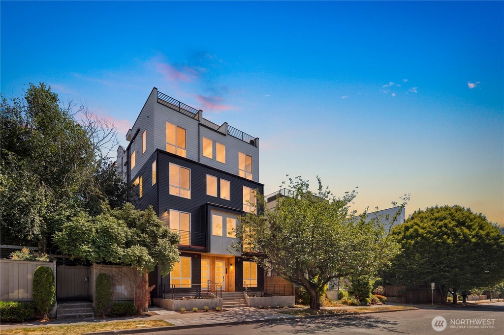 Photo of 1820 14th Avenue #A, Seattle, WA 98122 (MLS # 2593058)