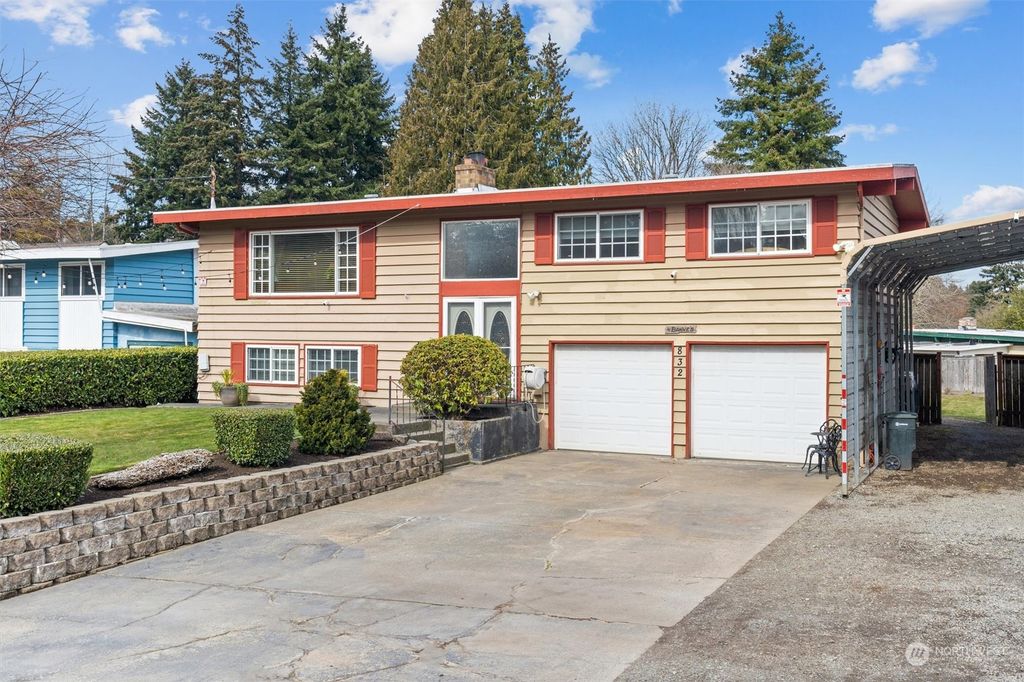 Photo of 832 S 116th Street, Burien, WA 98168 (MLS # 2041943)