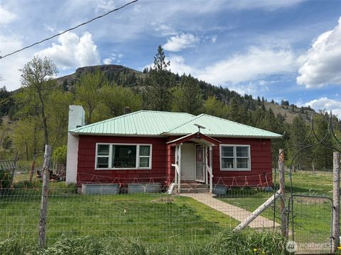 Photo of 17525 highway 21 N, Malo, WA 99150 (MLS # 2517398)