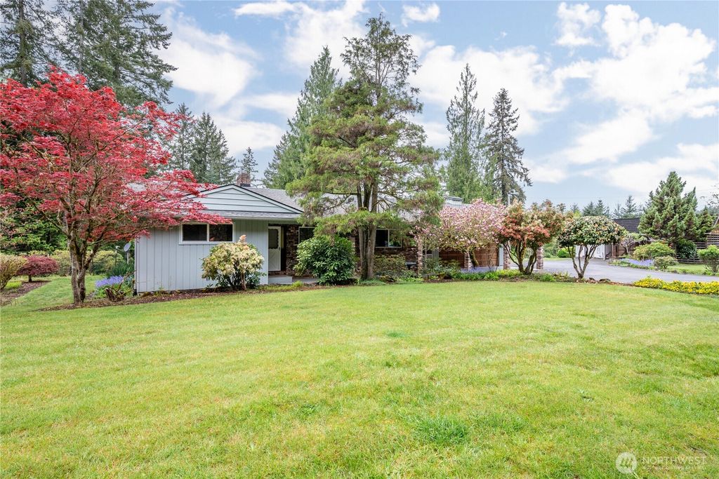 Photo of 310 Tower Road, Castle Rock, WA 98611 (MLS # 2512515)