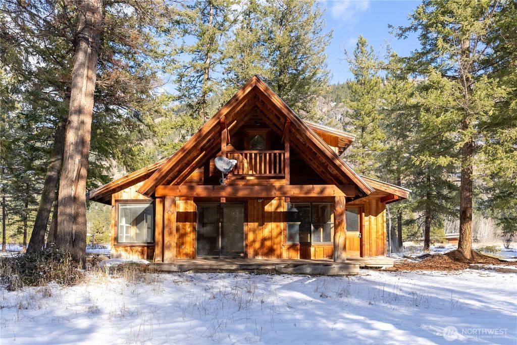 Photo of 471 Goat Creek Road, Winthrop, WA 98862 (MLS # 2459956)