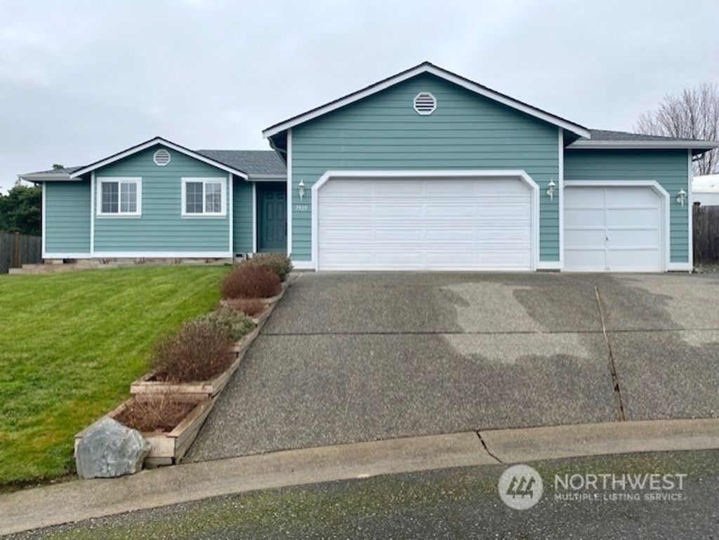 Photo of 7915 263rd Place NW, Stanwood, WA 98292 (MLS # 2196650)