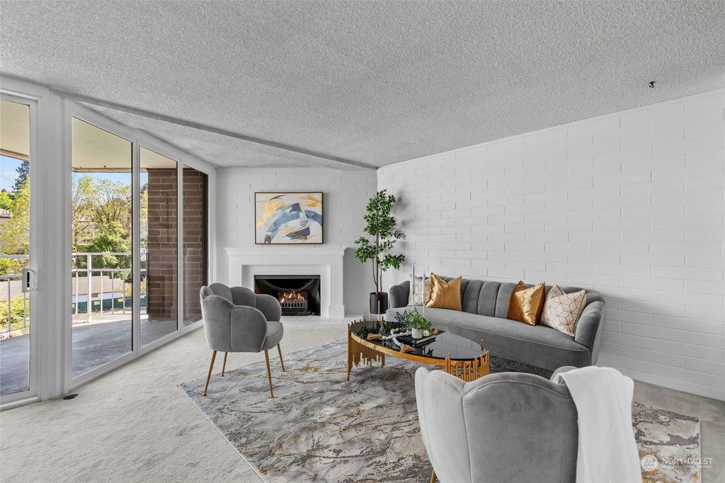 Photo of 9500 Rainier Avenue S #402, Seattle, WA 98118 (MLS # 2064011)