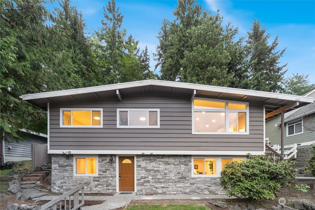 Photo of 14404 SE Allen Road, Bellevue, WA 98006 (MLS # 2208602)