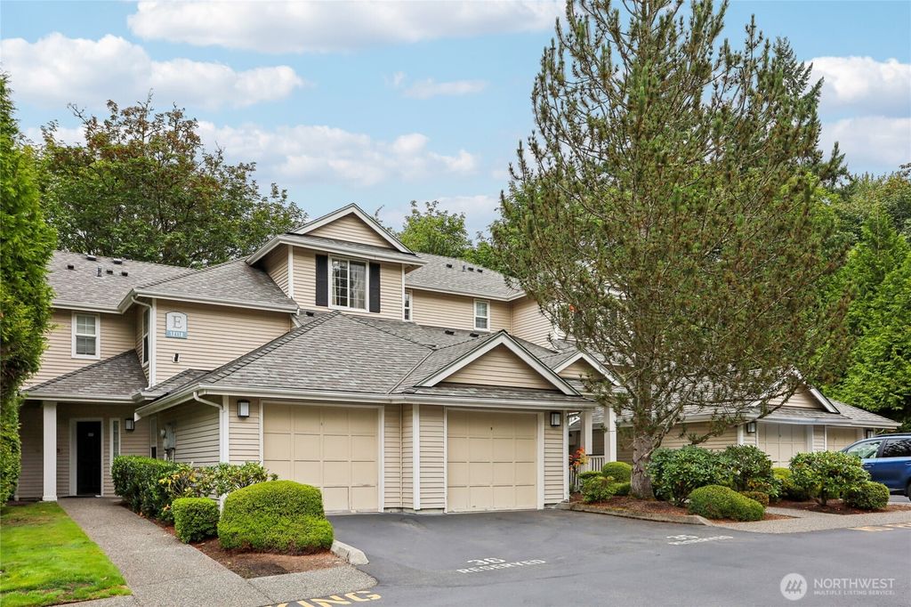 Photo of 12118 NE 171st Place #E202, Bothell, WA 98011 (MLS # 2430201)