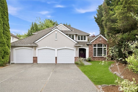 Photo of 23151 NE 15th Court, Sammamish, WA 98074 (MLS # 2545787)