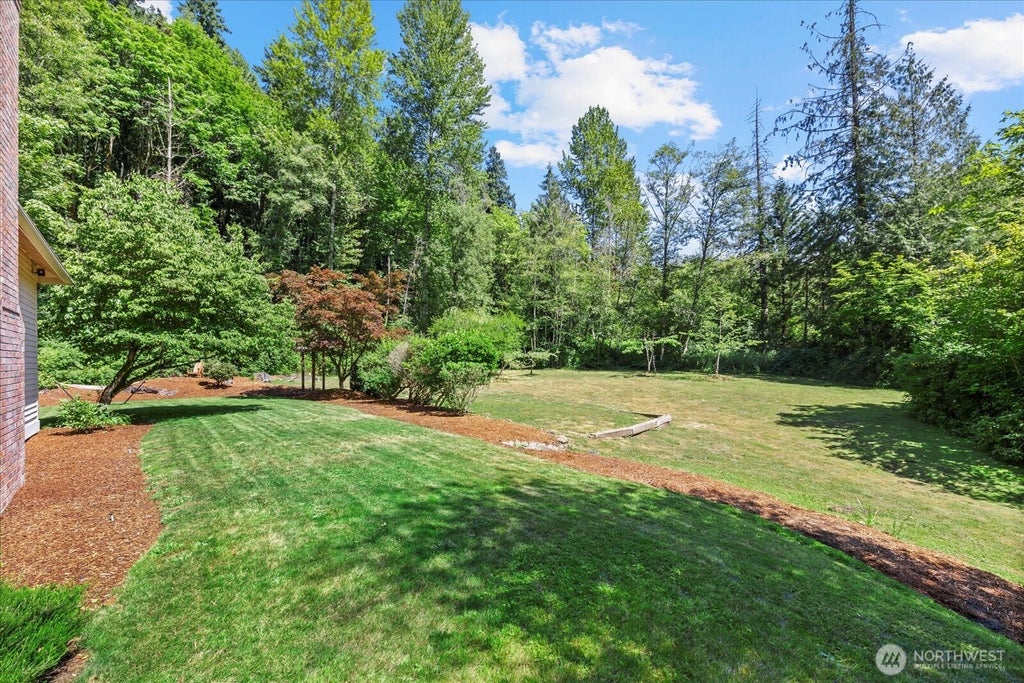 Photo of 11000 164th Avenue SE, Renton, WA 98059 (MLS # 2590755)