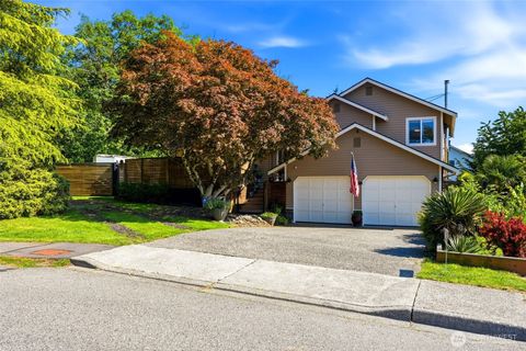 Photo of 4408 92nd Street SW, Mukilteo, WA 98275 (MLS # 2528194)