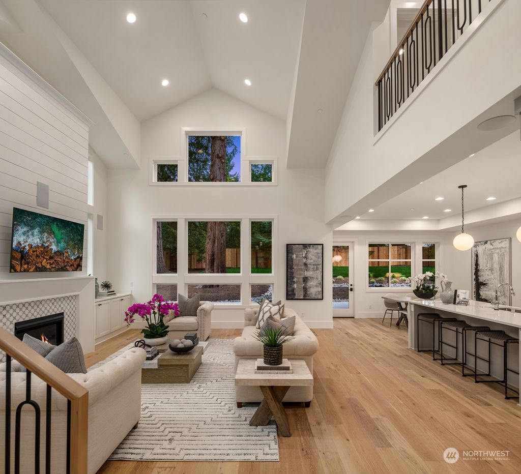 Photo of 16658 SE 17th Street, Bellevue, WA 98008 (MLS # 2279991)