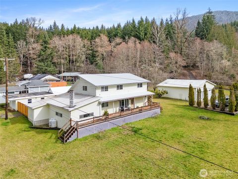 Photo of 545 Davis Lake Rd Rd, Morton, WA 98356 (MLS # 2486764)