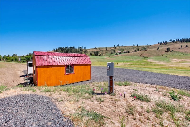 1541 Bettas Road