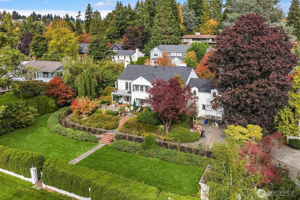 Photo of 5525 NE Penrith Road, Seattle, WA 98105 (MLS # 2445420)