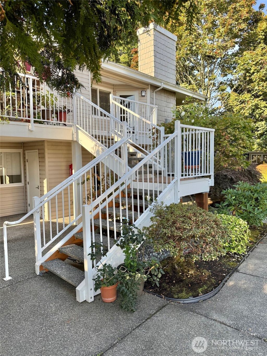 Photo of 11130 SE 208th Street #A204, Kent, WA 98031 (MLS # 2439813)