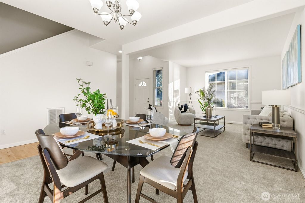 Photo of 2017 NE 24th Place, Renton, WA 98056 (MLS # 2480105)