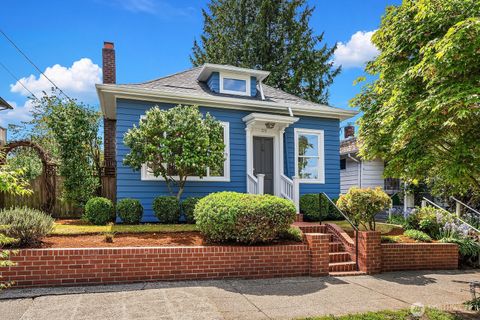 Photo of 715 N 72nd Street, Seattle, WA 98103 (MLS # 2517574)